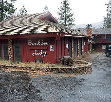 Boulder Lodge Джун-Лейк Экстерьер фото