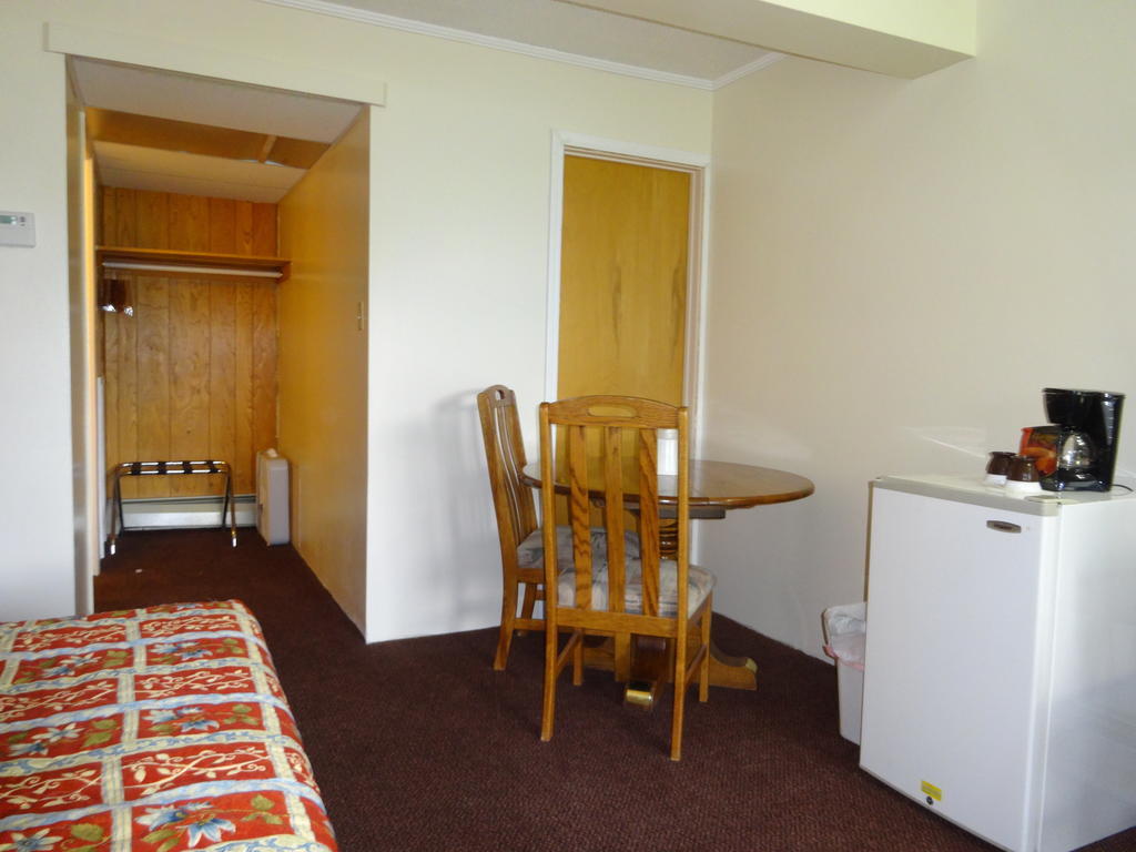 Boulder Lodge Джун-Лейк Номер фото
