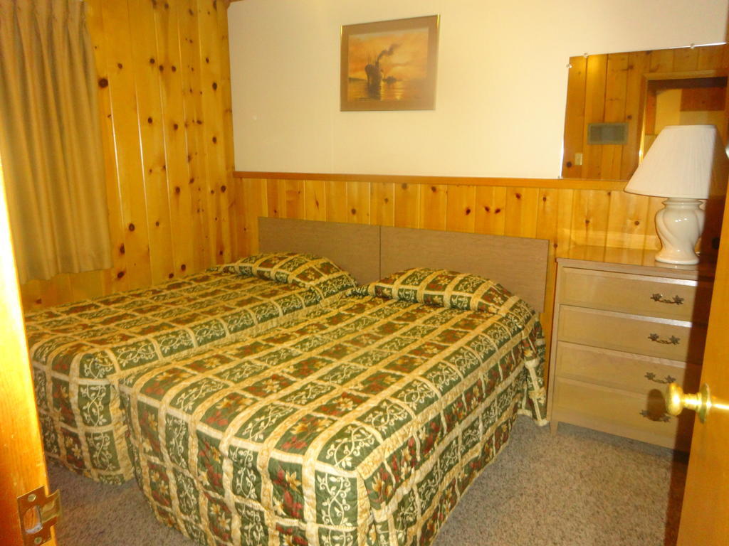 Boulder Lodge Джун-Лейк Номер фото