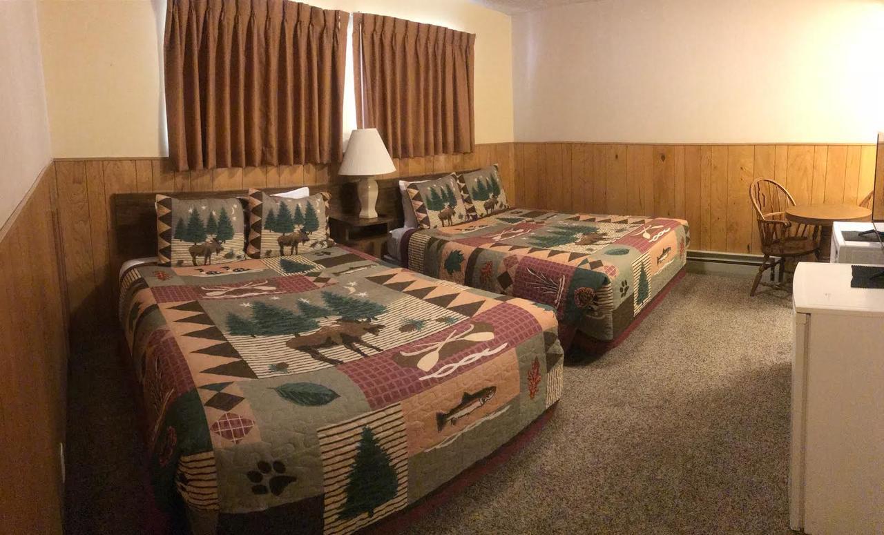 Boulder Lodge Джун-Лейк Экстерьер фото