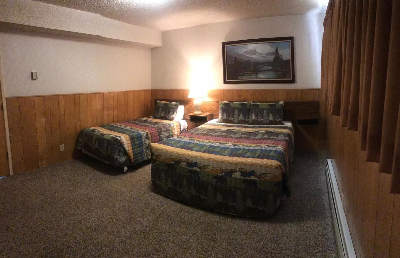 Boulder Lodge Джун-Лейк Экстерьер фото